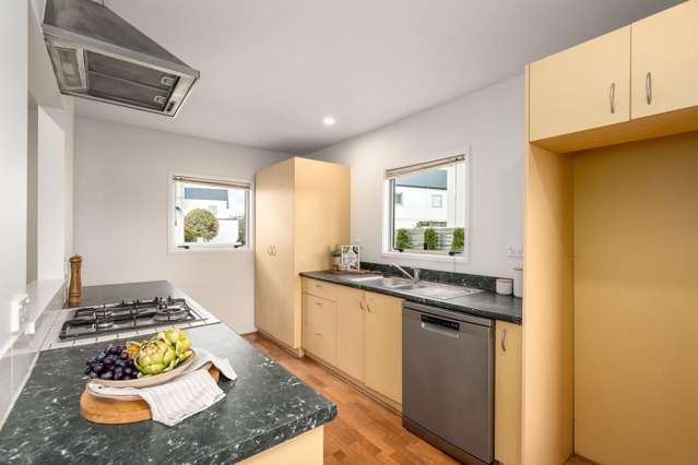 8 Olympic Lane Edgeware_3