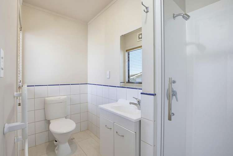 27 Eskdale Road Papakowhai_12