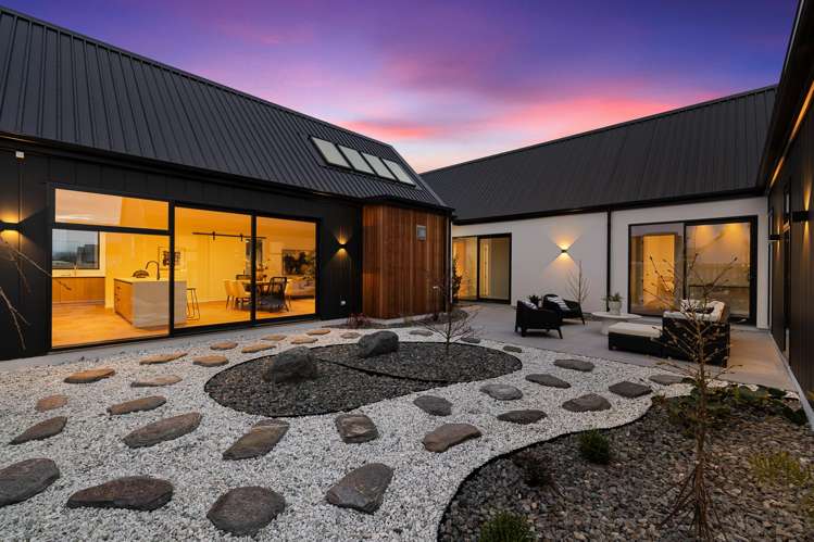 2 Alan James Lane Prebbleton_30