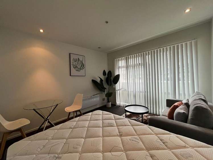 3k/16 Gore Street City Centre_5