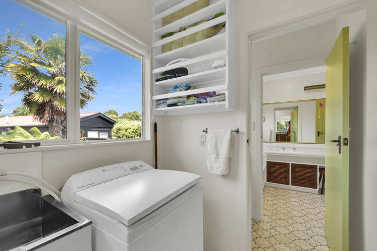 70 Bishop Road Parapara_13