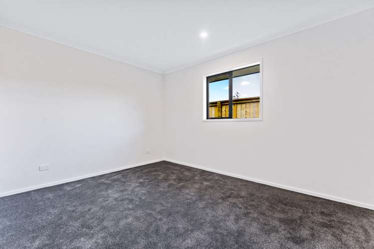 8 Patty Lane Patumahoe_13