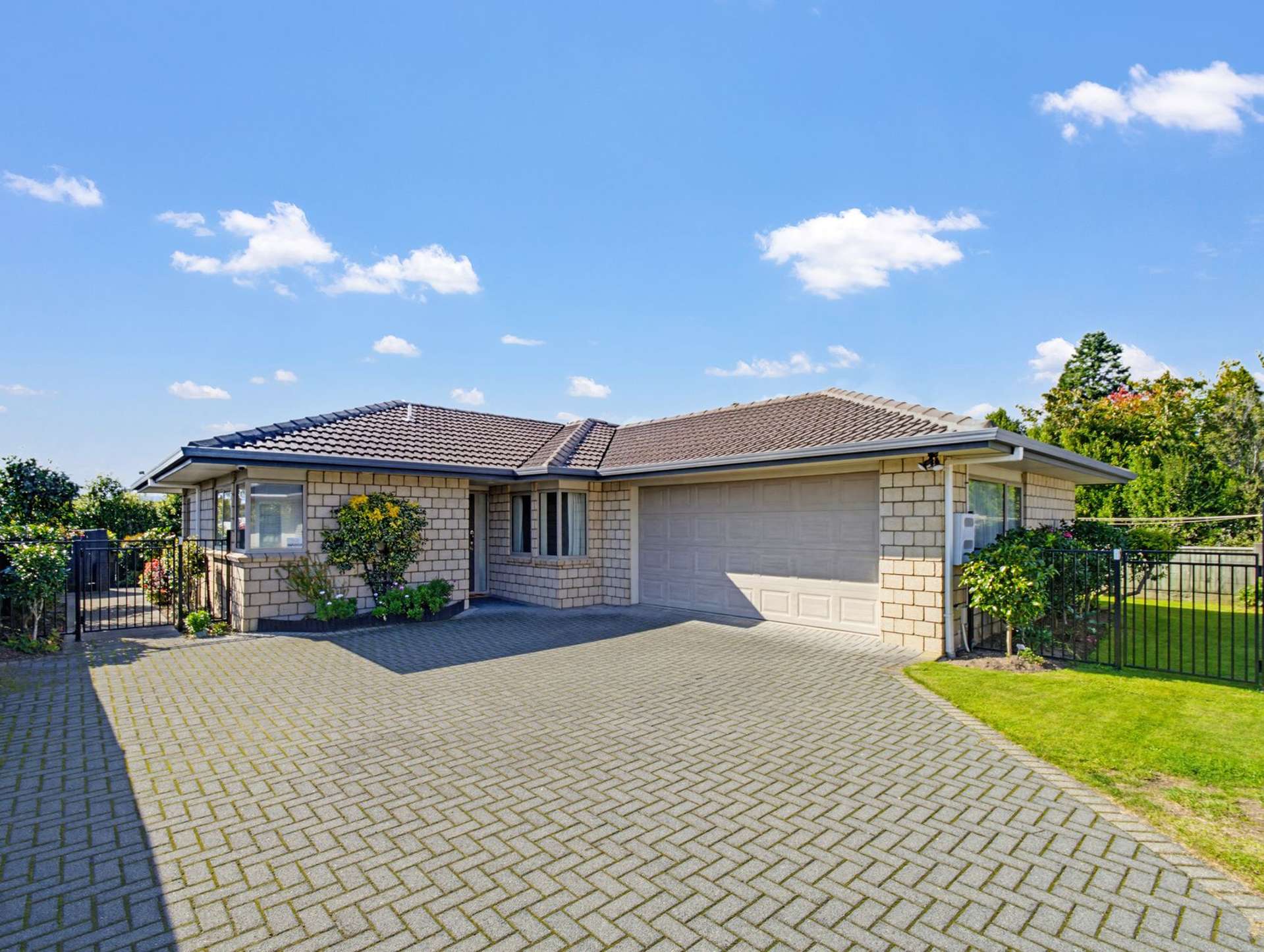 16A Basley Road Owhata_0