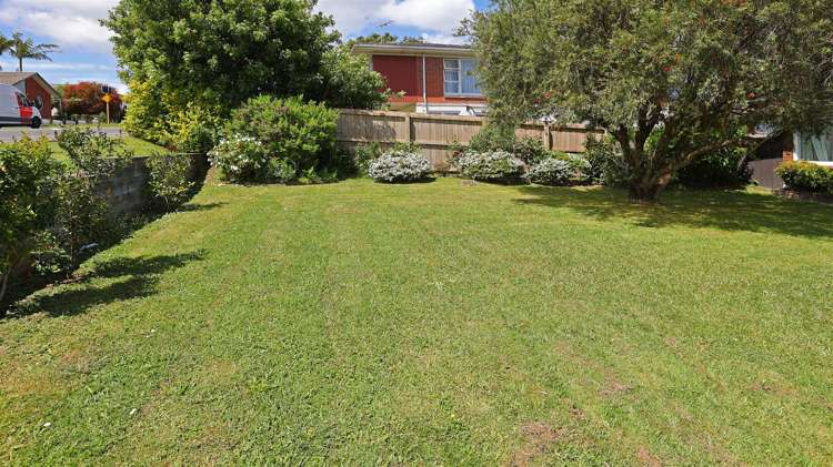 1/239 Edmonton Road Te Atatu South_21