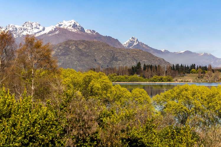 57 Arrowtown-Lake Hayes Road Lake Hayes_18