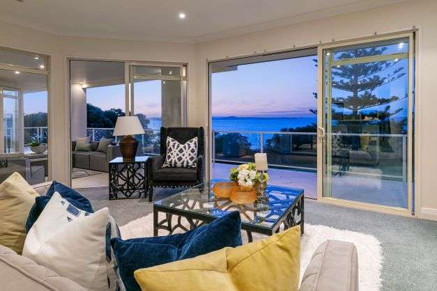 18 Fishermans Cove in Army Bay, Rodney