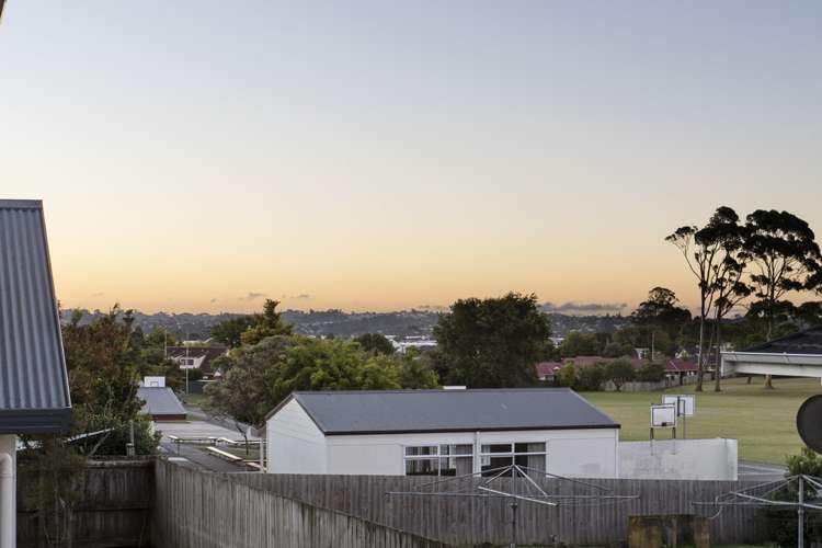 230b Te Atatu Road Te Atatu South_18