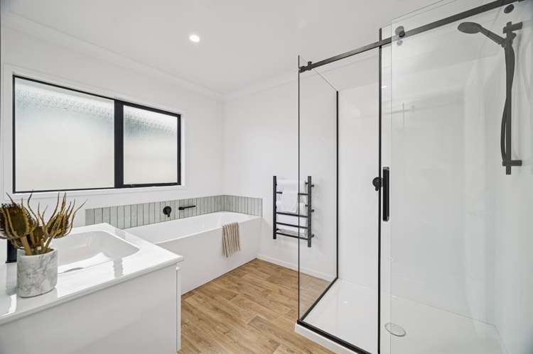 65 Basley Road Owhata_18