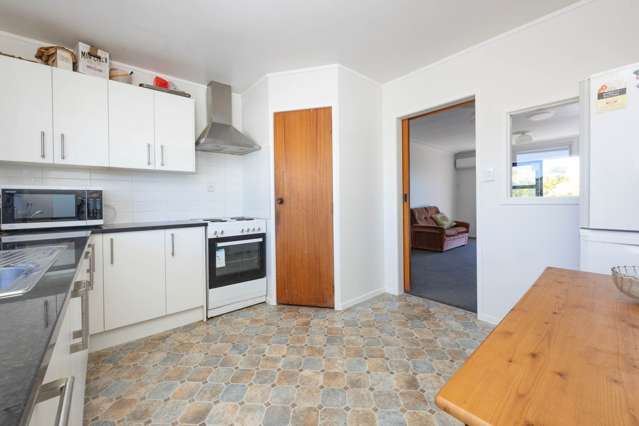 2/2 Northall Road New Lynn_3