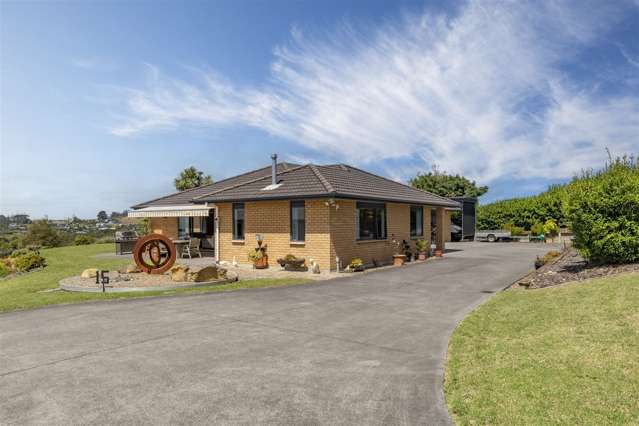 15 Gavinike Place Waimauku_1