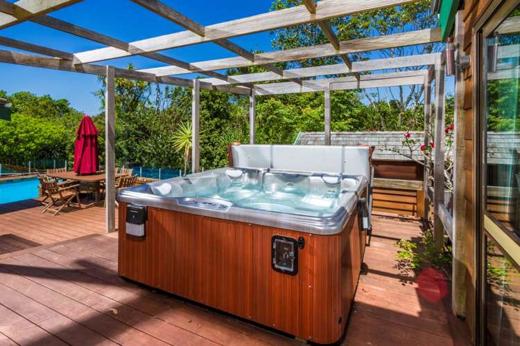 102 Kowhai Road Campbells Bay_10