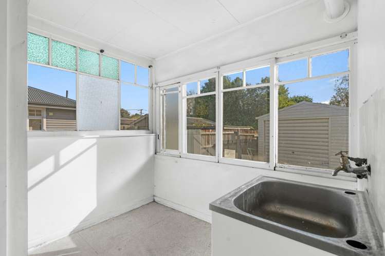 257 Ferry Road Waltham_5