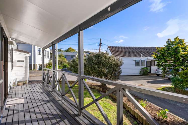 107 Beazley Avenue Paparangi_6
