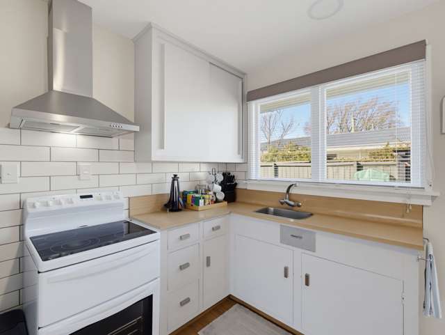 2/7 Curletts Road Sockburn_3