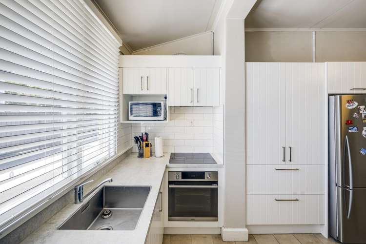 710 Queen Street West_5