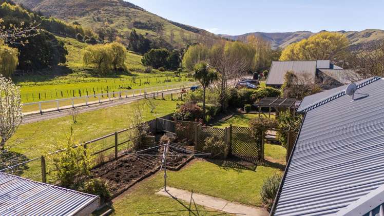 4217 Christchurch Akaroa Road Little River_20