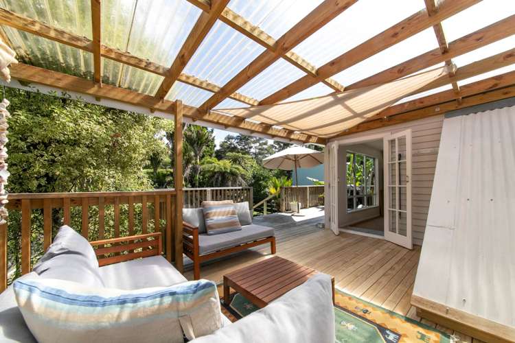 13 Rimutaka Place Titirangi_5