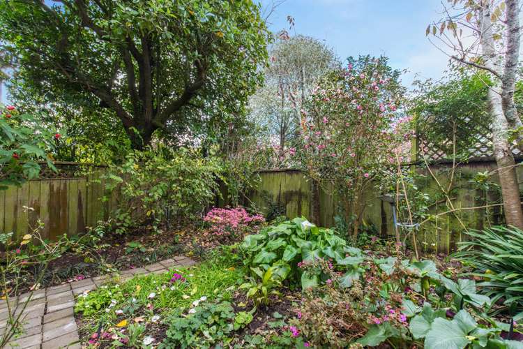 3/17 Clonbern Road Remuera_2