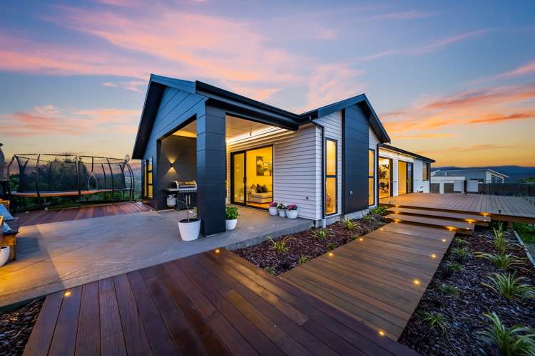 15a Winifred Way Belmont_4