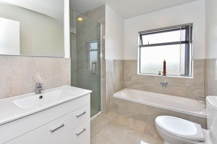 124 Hall Avenue Favona_5