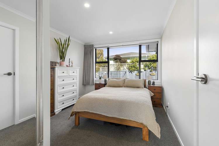 110 Main Road Titahi Bay_12