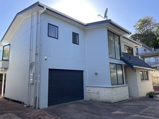 Remuera, 4 bedrooms 2 bathrooms