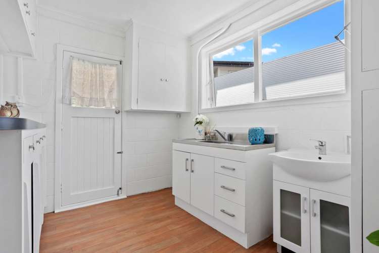 5 Taha Road Te Atatu South_29