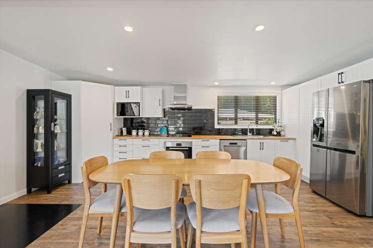 29 Belvue Bay Road Havelock_11