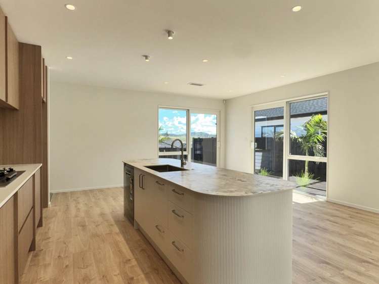 45 Tipu Crescent Milldale_5