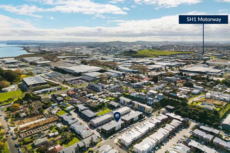 98 Mangahoe Road Mt Wellington_20