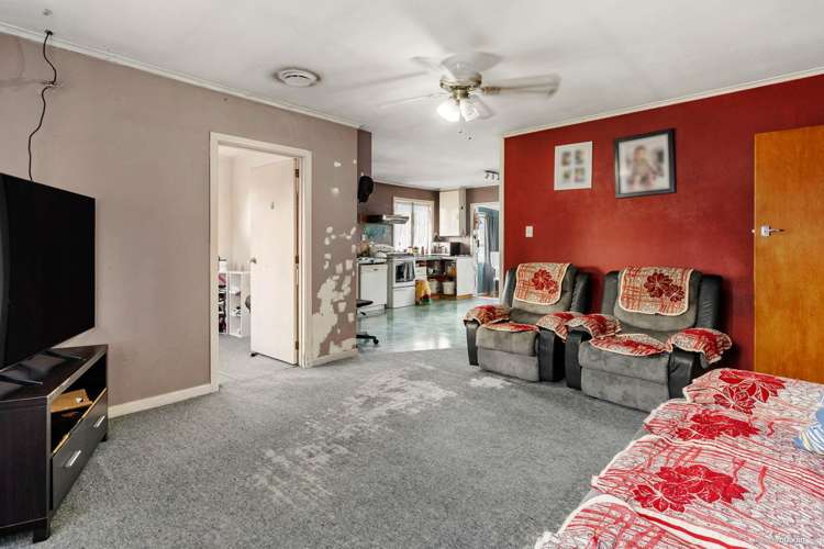 23 Reid Road New Lynn_6