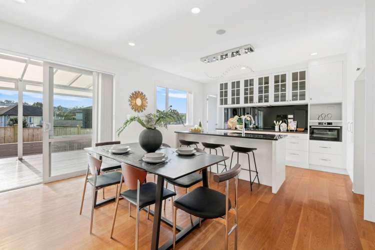 33 Lagonda Rise Oteha_11