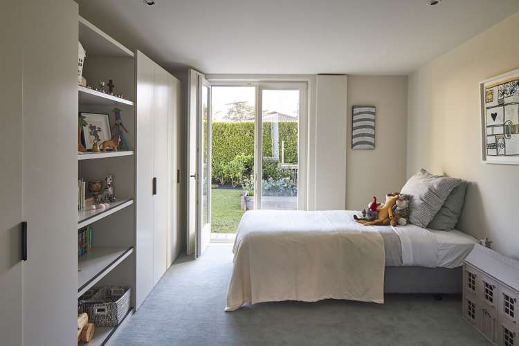 13 Oxford Terrace Devonport_12