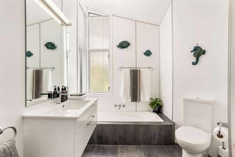 11 Bank Street Hillcrest_21