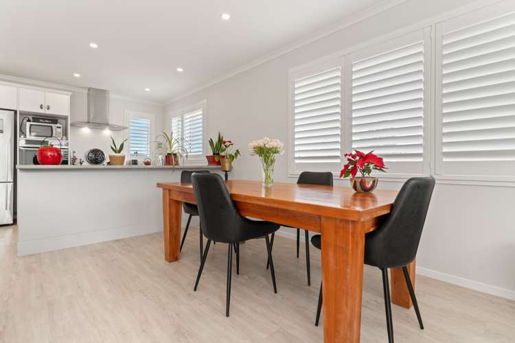 2 Maple Grove Solway_5