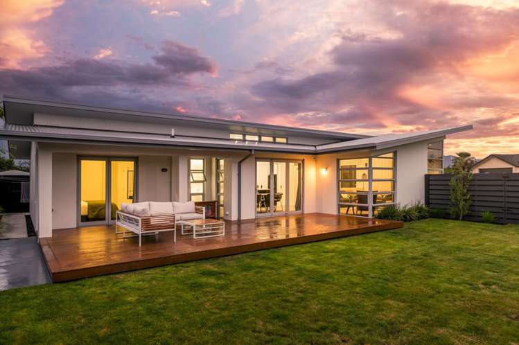 17 Bottle Lake Drive Parklands_1