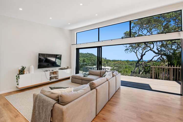 167 Motutara Road Muriwai_51