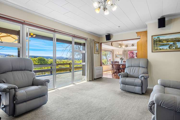 1624 Cust Road Cust_11