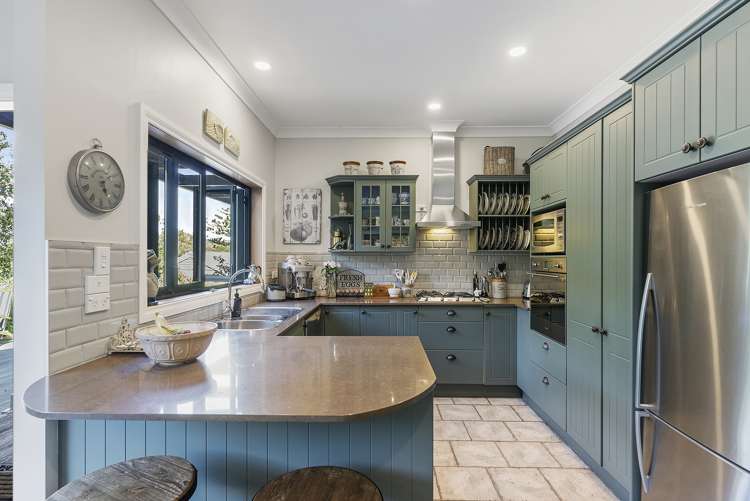 67 Shelly Bay Road Beachlands_11