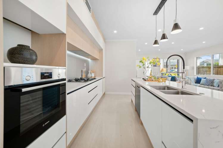 57 Koromeke Street Flat Bush_17
