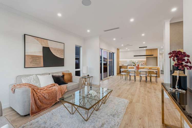 75 Parish Drive_1