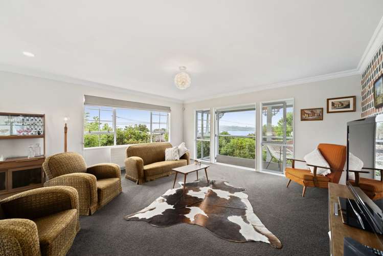 4 Ingle Avenue Waipahihi_4