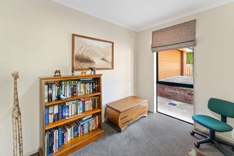 396 Suffolk Road Stoke_15