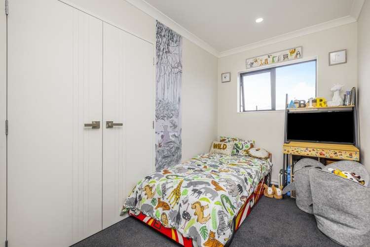 29 Black Beech Crescent Takanini_17