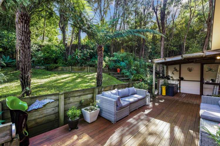 21 Cochrane Avenue Arkles Bay_16