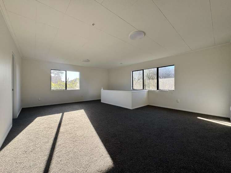 74B May Road Mount Roskill_14
