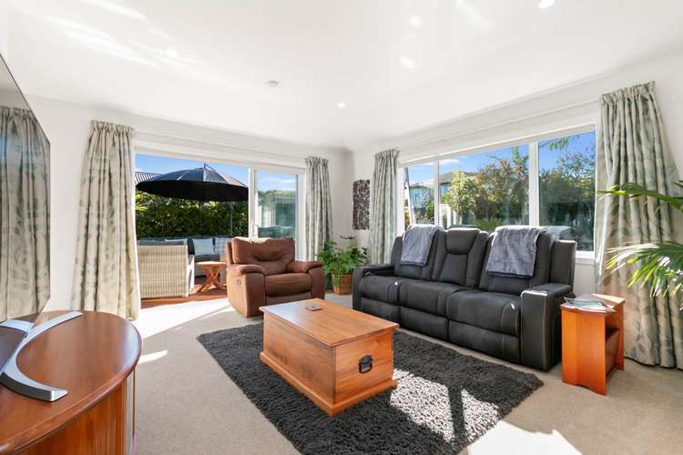 19 Eric Farley Drive Kumeu_10