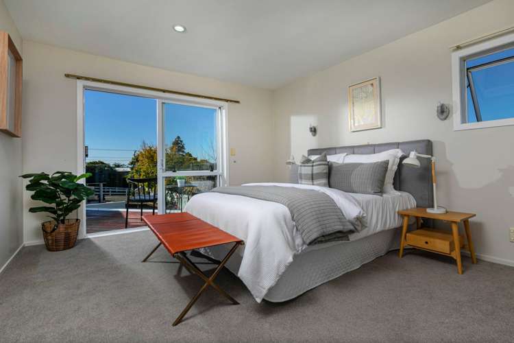 2/28 East Coast Road Milford_16