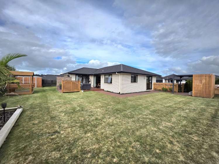 35 Keene Drive 10825_21