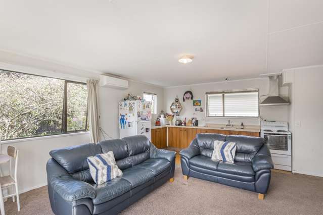 36 Anaru Street Raumati Beach_2